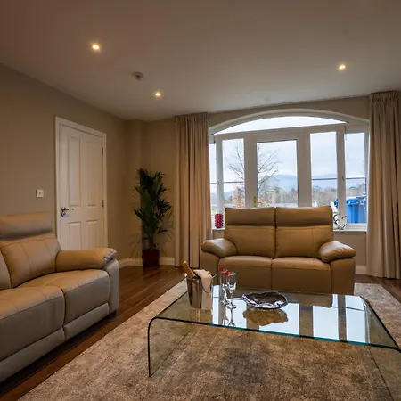 Feriehus Muckross Luxury Residences