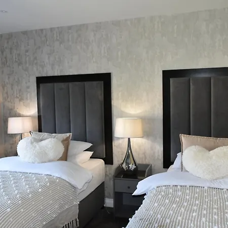 Feriehus Muckross Luxury Residences *