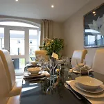 Muckross Luxury Residences Semesterbostad *