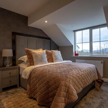 Muckross Luxury Residences Tatil Evi *